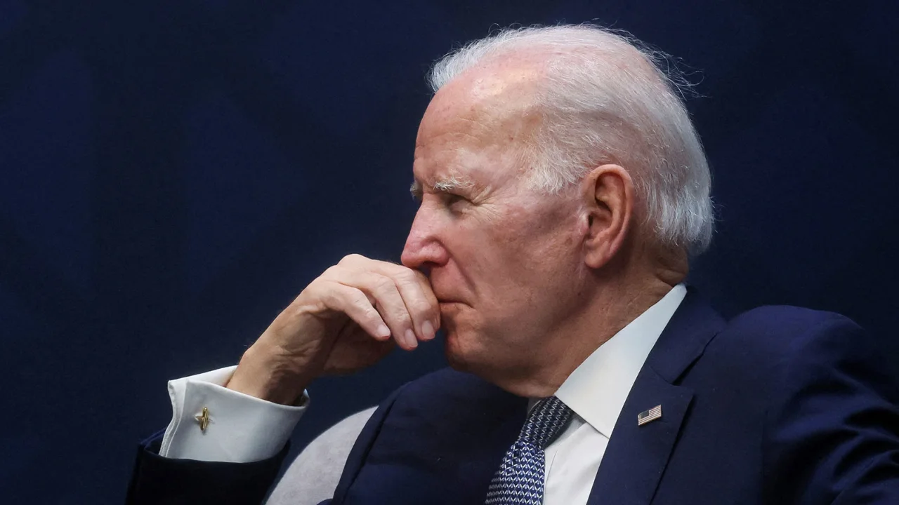 Biden faces massive political risks from banking turmoil